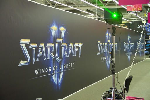 StarCraft II: Wings of Liberty - Фото-отчет с премьеры StarCraft II в Media Markt + Подарок (special for gamer.ru)